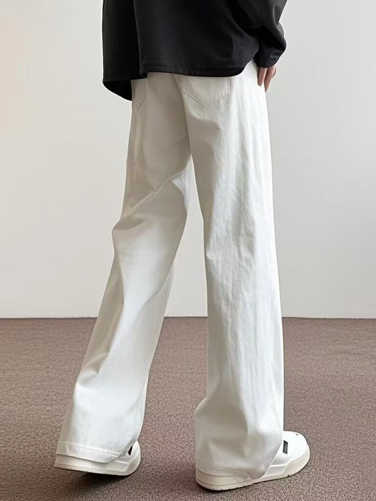 Pure White Retro Jeans – Slightly Flared Fit