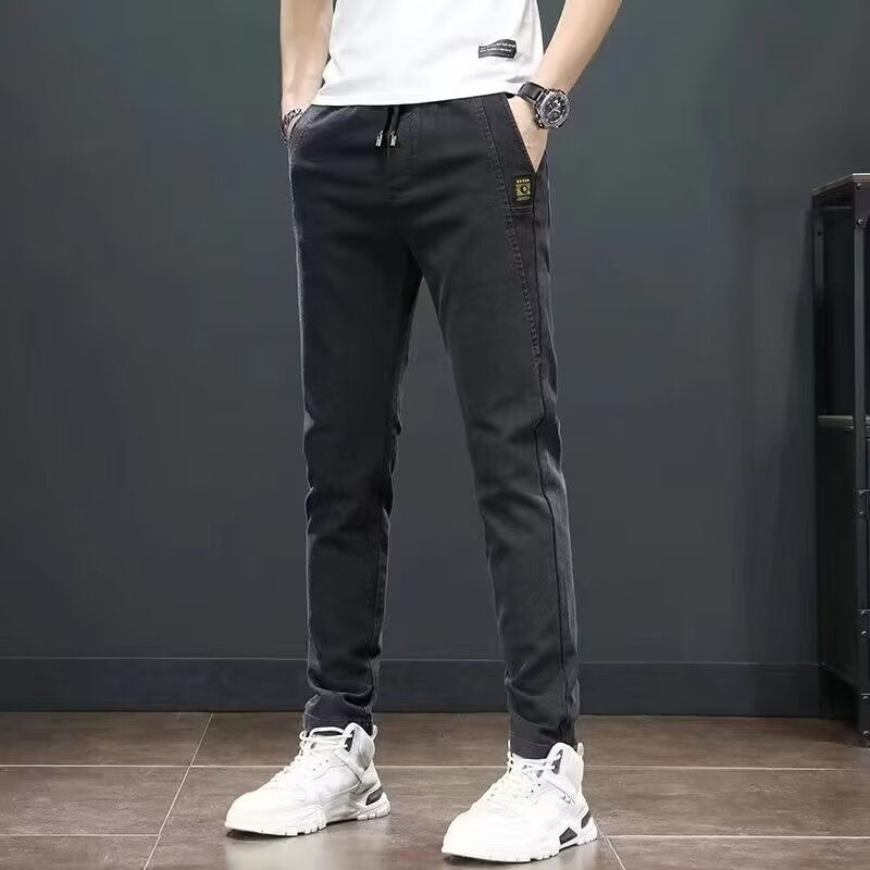 Men’s Elastic Waist Loose Straight Casual Jeans