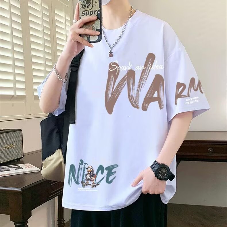 Men's Oversized Cotton Streetwear T-Shirt in Relaxed Fit
