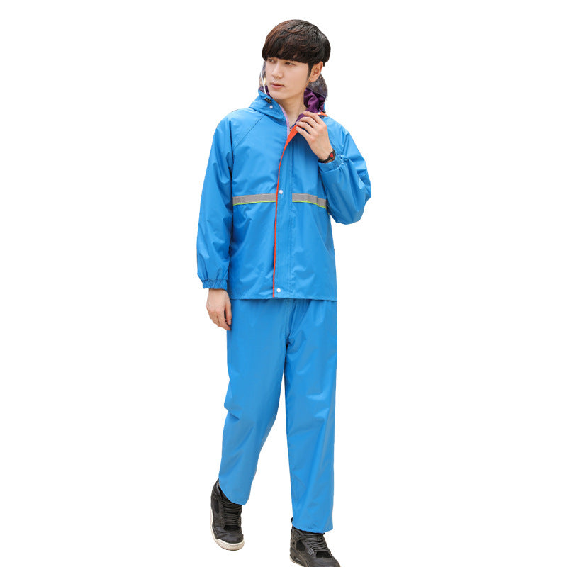 Split Raincoat & Pants Set – Waterproof Outdoor Suit