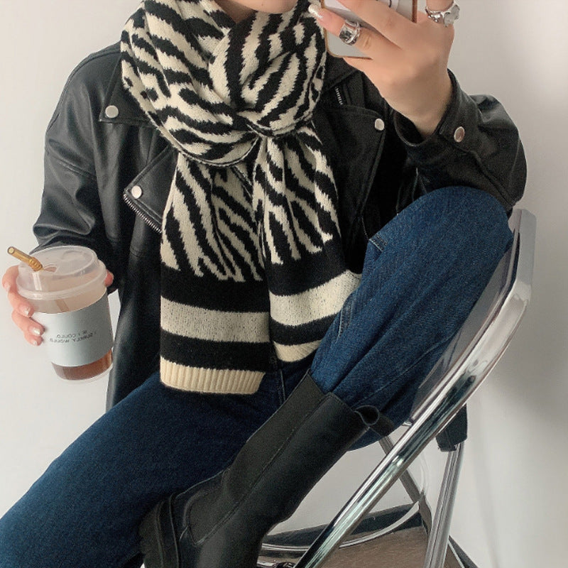 Retro Zebra Pattern Wool Scarf for Women