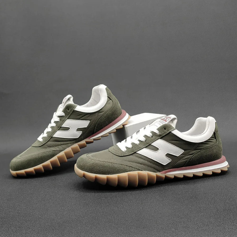 Men’s Flat Training Shoes – Soft Sole Casual Comfort