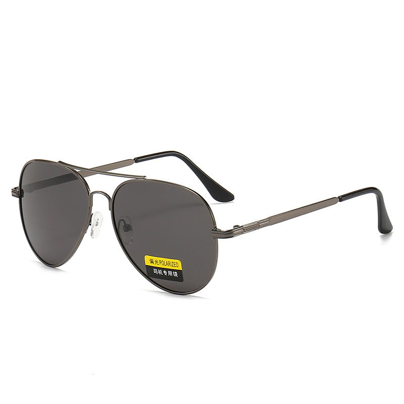 Men’s Color-Changing Polarized Driving Toad Sunglasses